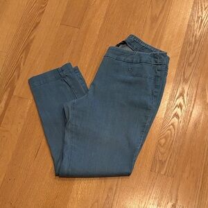 SLIM STATION size 12 jeans/pull up